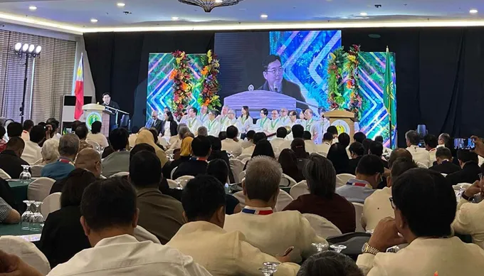 Convenzione filippina College of Surgeons (pz)